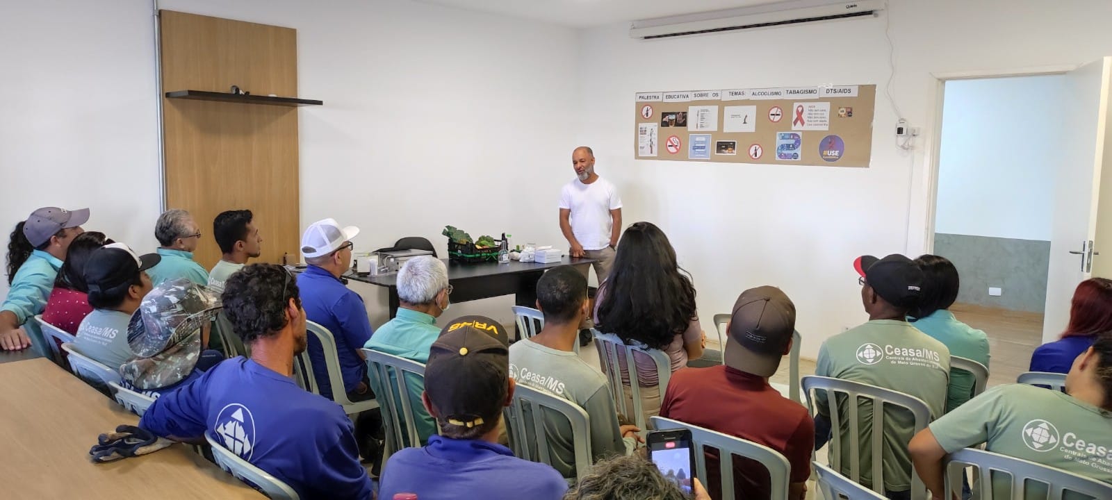 CEASA/MS PROMOVE PALESTRA EDUCATIVA AOS COLABORADORES